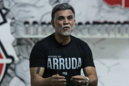 Zagueiro da Copa de 94, Ricardo Rocha é preso no aeroporto (Foto: Instagram)