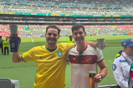 Goiano vive emoção no Azteca e inicia maratona para acompanhar o Brasil na Copa