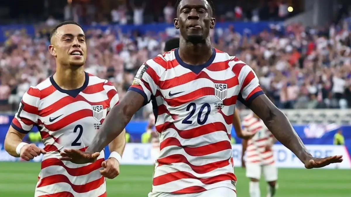 Balogun, na foto, e Pulisic comandam passeio dos EUA contra o Paraguai (Foto: Instagram)