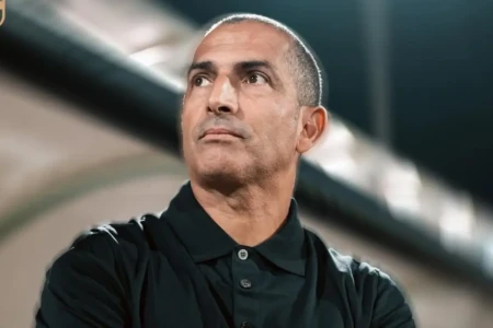 Técnico Sabri Lamouchi foi demitido do comando da seleção da Tunísia (Foto: Divulgação)