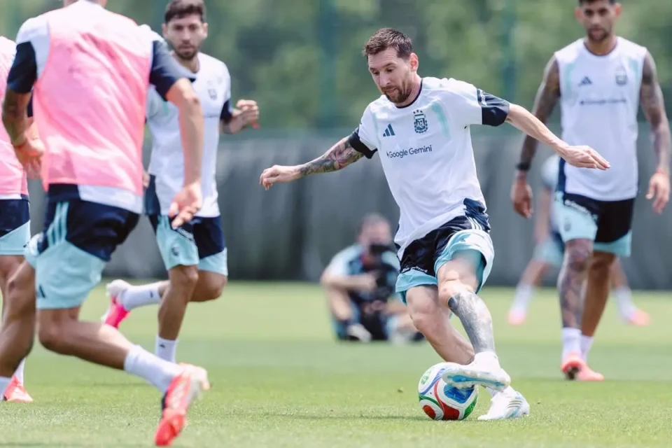 Messi em treino pela Argenina