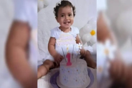 Maria Fernanda Cândido da Rocha, de 2 anos - (Foto: reprodução)