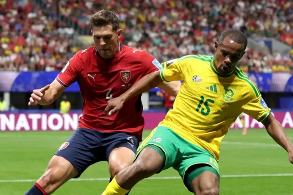Partida entre Tchéquia e África do Sul na Copa do Mundo