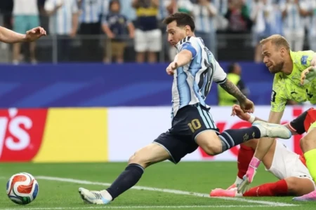 Messi em lance de jogo contra Áustria (Foto: Instagram)