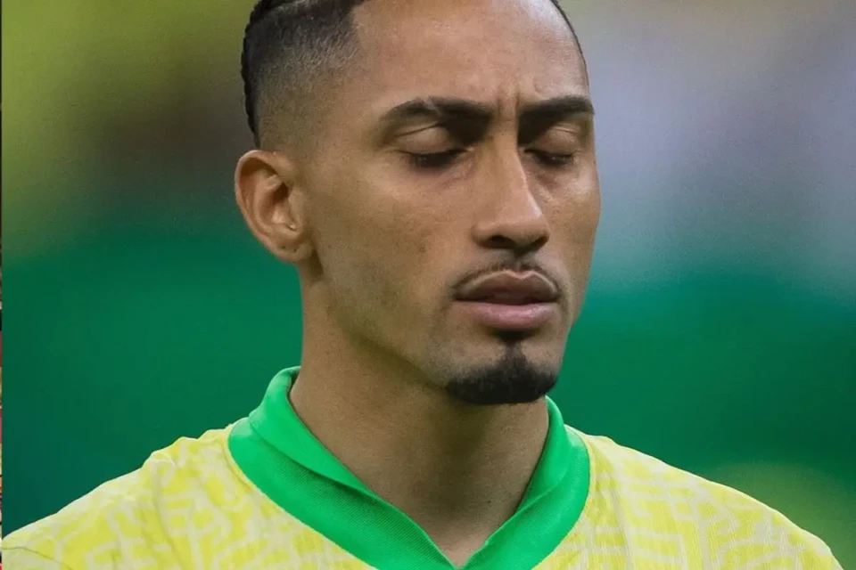 Raphinha, um dos jogadores mais contestados da seleção brasileira na Copa, estaria enfrentando problemas financeiros e familiares (Foto: Instagram)
