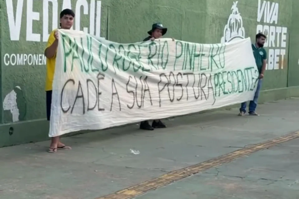 Protesto Torcida Goiás Foto Divulgação Força Jovem (1)