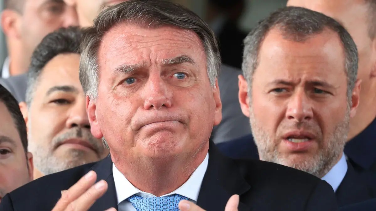 Saiba como foi o depoimento de Bolsonaro sobre arma apreendida em blitz no DF