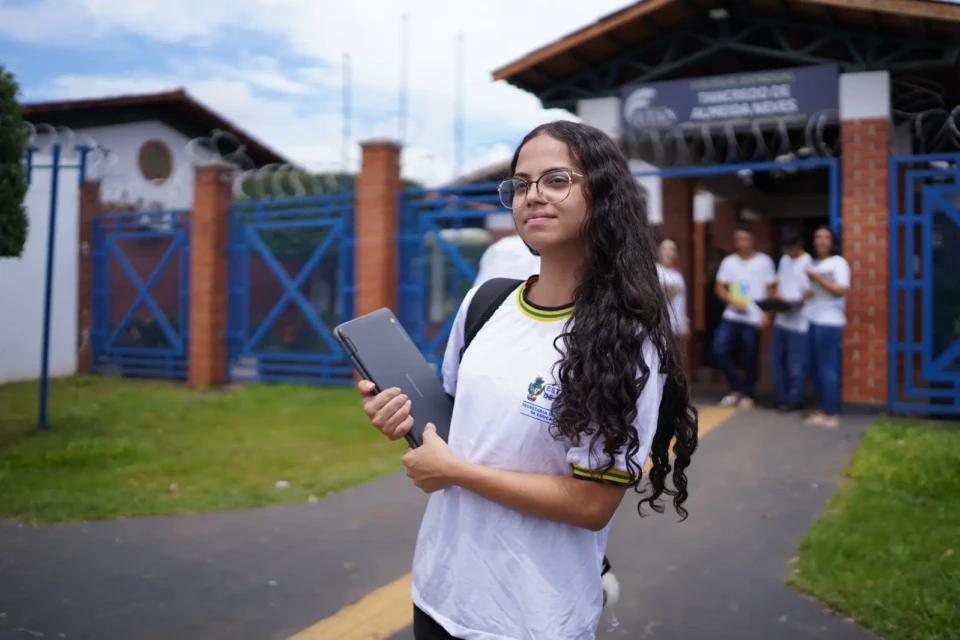 Educação (2)