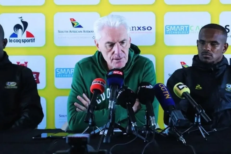 Hugo Broos, técnico da África do Sul (Foto: Instagram)