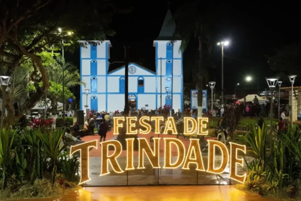 Capital da fé recebe turistas de todo Brasil durante a Romaria do Divino Pai Eterno Onde comer e onde se hospedar em Trindade? Veja dicas