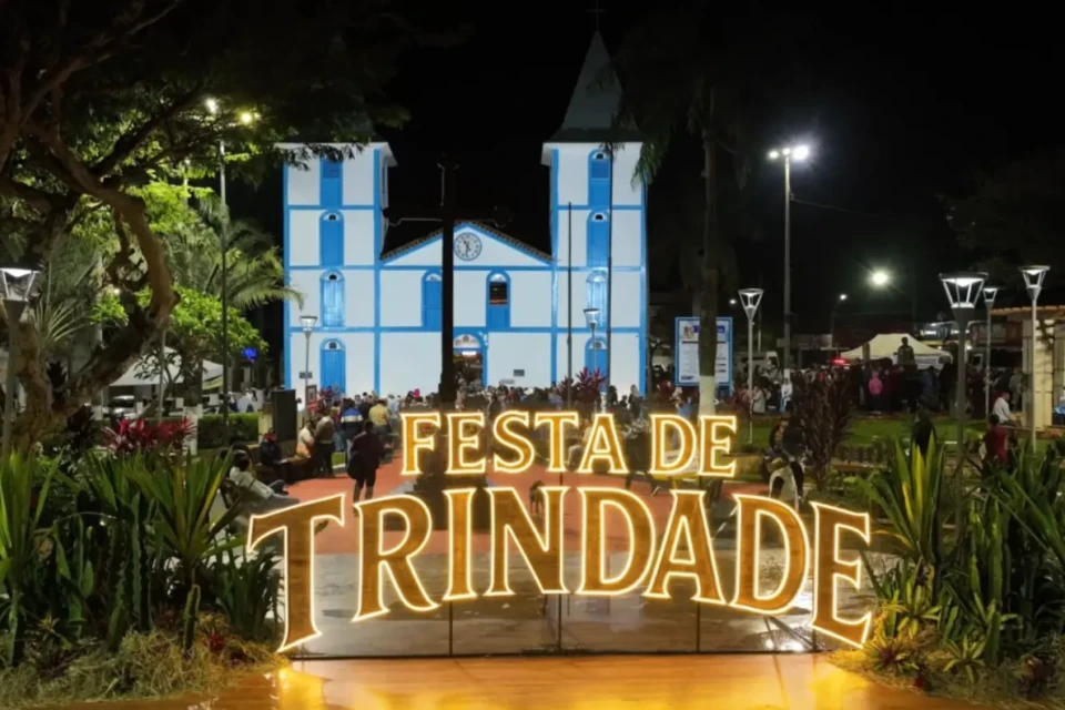 Capital da fé recebe turistas de todo Brasil durante a Romaria do Divino Pai Eterno Onde comer e onde se hospedar em Trindade? Veja dicas