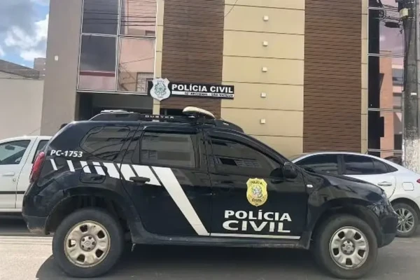 Órgãos americanos FBI alertaram as autoridades brasileiras Pai é preso após planejar morte de filho pelo ChatGPT para evitar pagar pensão