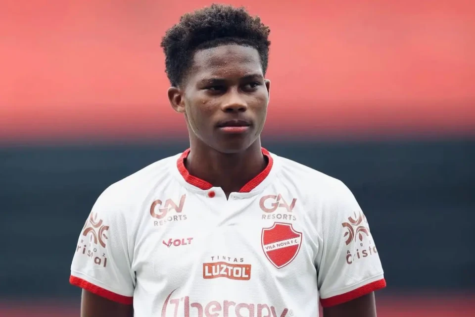 Revelado pelo Vila Nova, Raimundo Ykaro é chamado para a Seleção