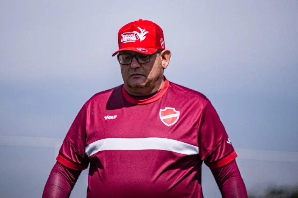 GUTO-FERREIRA-TRISTE-FOTO-ROBERTO-CORREA-VILA-
