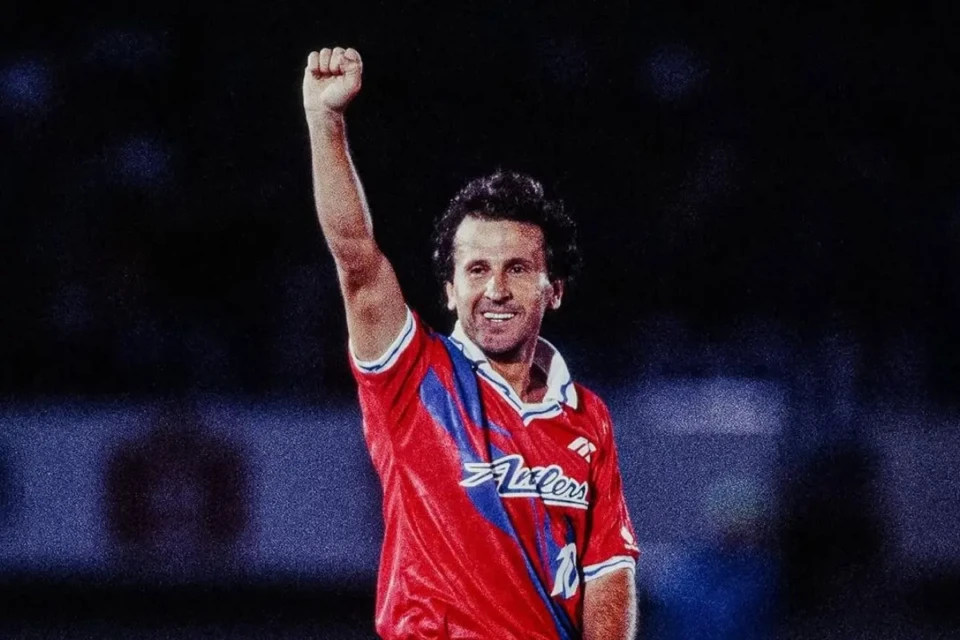 Zico, monstro do futebol brasileiro e ídolo no Japão (Foto: Reprodução)