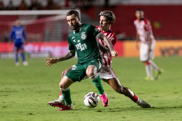 Goiás vence o Náutico e volta a triunfar na Série B