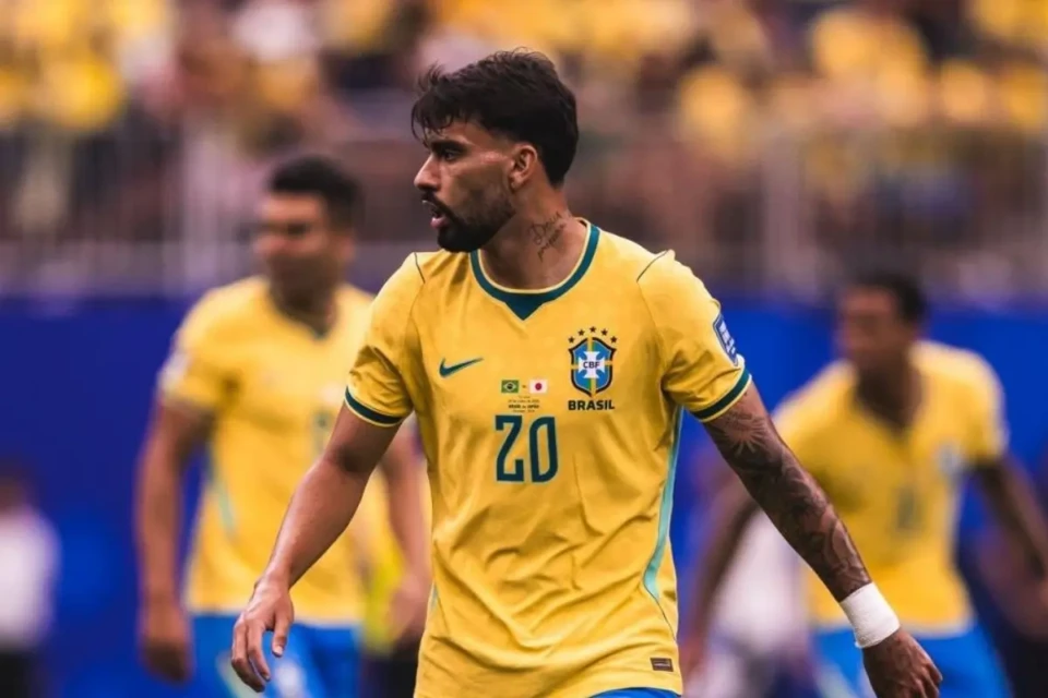 Lucas Paquetá sai mancando de campo e terá que passar por exames (Foto: Instagram)