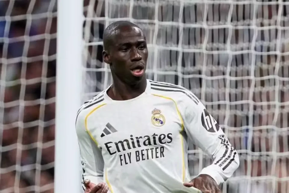 Ferland Mendy, do Real Madrid (Foto: Reprodução/X)