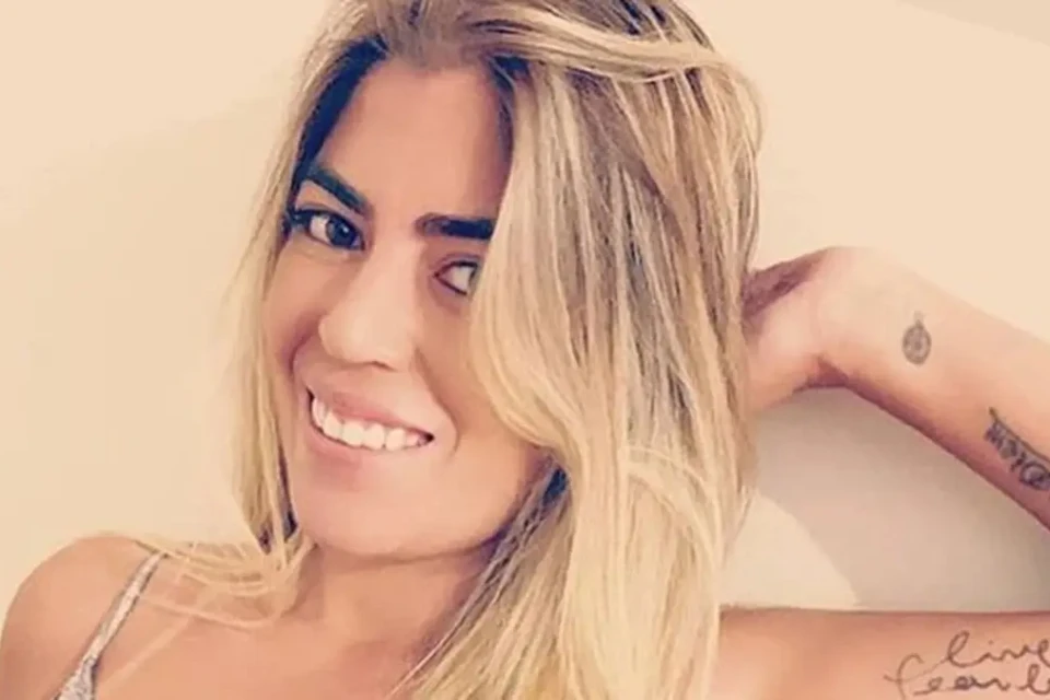 Bruna Surfistinha e Rita Cadillac fazem vídeo de sexo para Fatal Fans; fotos Ex-garota de programa está vendendo nudes na internet