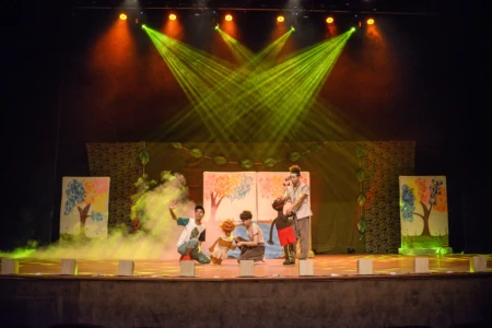 Espetáculo infantil leva personagens do folclore brasileiro ao palco do Centro Cultural UFG