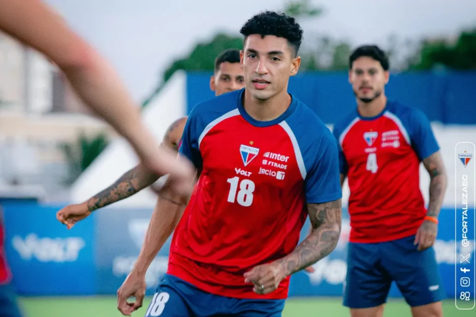 Jogadores do Fortaleza treinam para partida contra Ponte Preta (Foto: Divulgação)