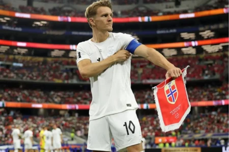ODEGAARD NORUEGA FOTO NORUEGA
