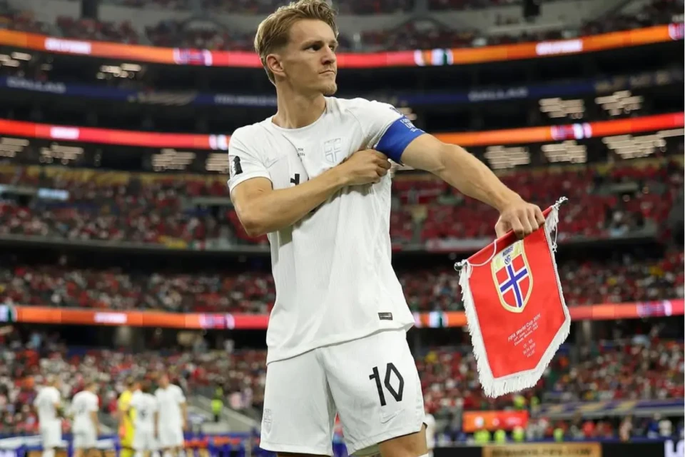 ODEGAARD NORUEGA FOTO NORUEGA