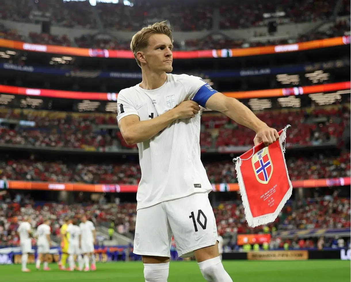 Odegaard projeta duelo contra o Brasil e mantém esperança norueguesa na Copa Odegaard projeta duelo contra o Brasil e mantém esperança norueguesa na Copa