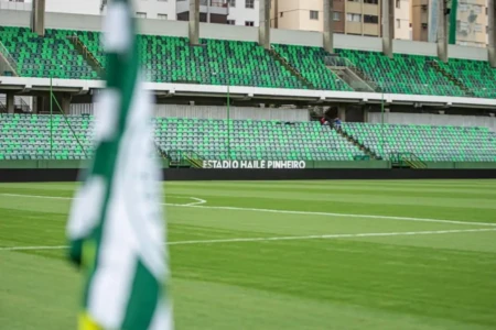 Goiás vende naming rights da Serrinha