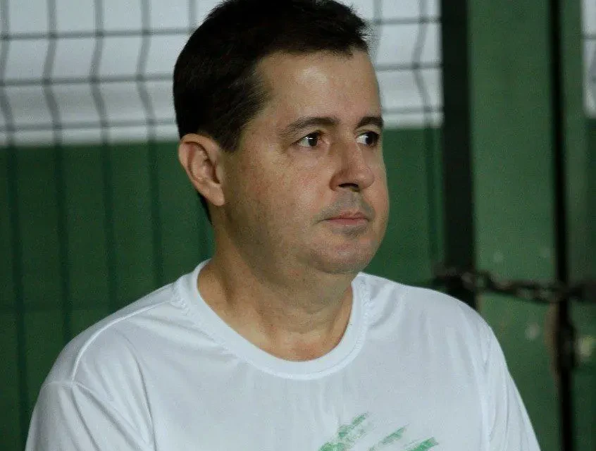 Paulo Rogério fala sobre salários atrasados