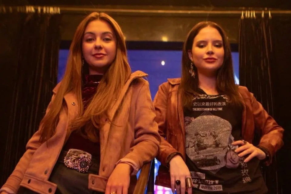 Klara Castanho recebe apoio de Maiara para interpretá-la em filme sobre Marília Mendonça Sertaneja relembrou amizade