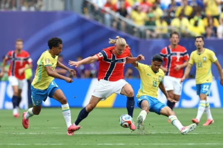 Noruega teve o dobro de posse de bola do Brasil no 1º tempo (Foto: Fifa)