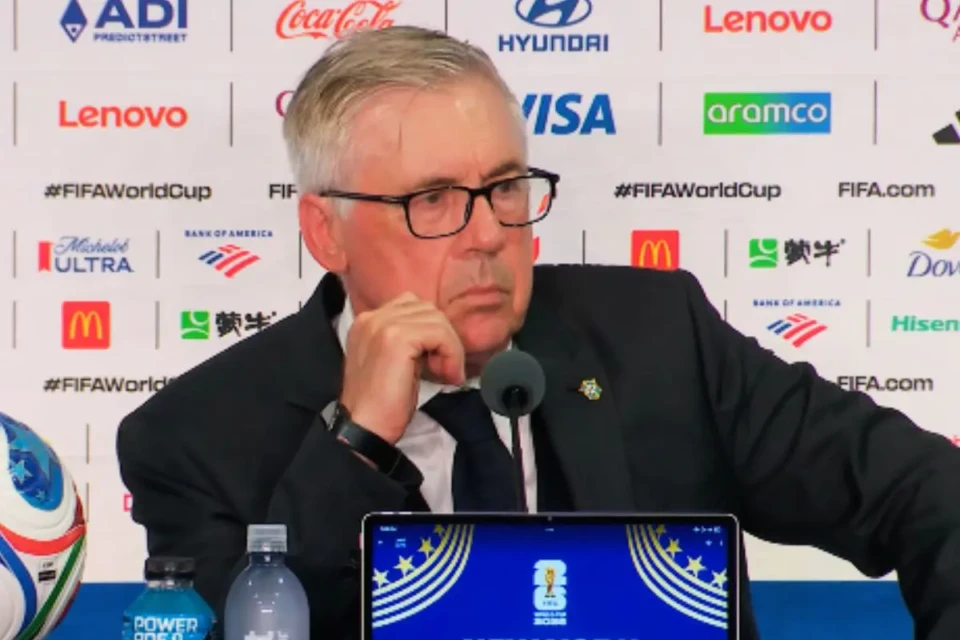 Ancelotti diz que Bruno Guimarães foi escolhido para o pênalti com base em estatísticas (Foto: Reprodução)
