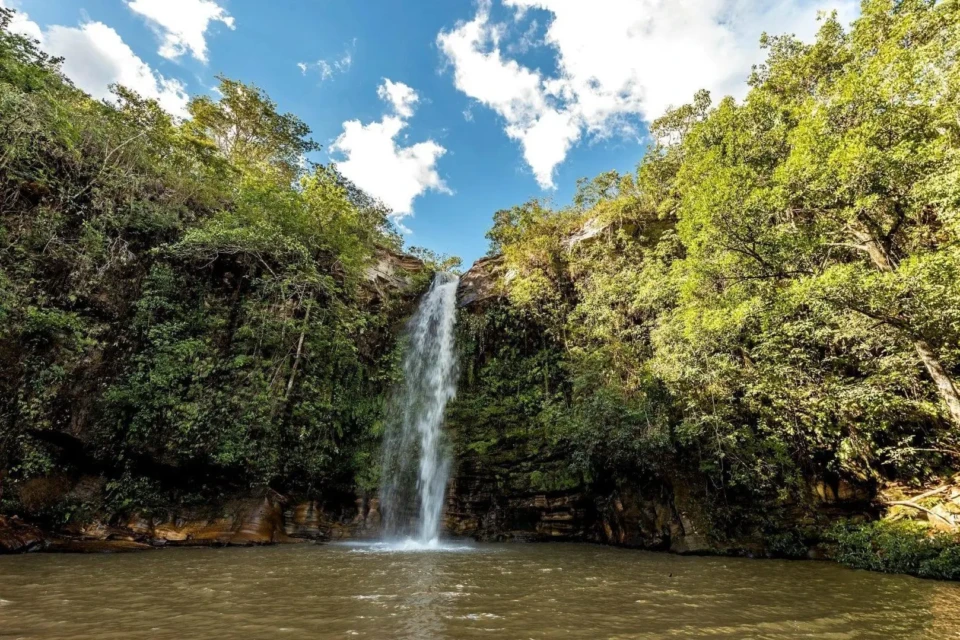 melhores cachoeiras segundo avaliações dos próprios visitantes As melhores cachoeiras de Pirenópolis para conhecer em 2026; veja fotos
