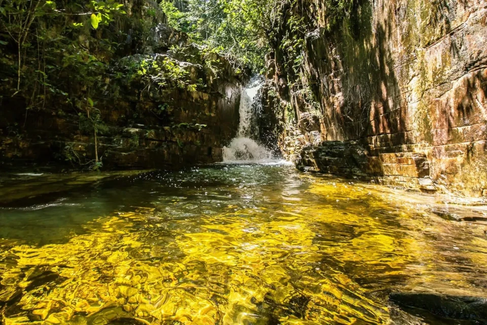 melhores cachoeiras segundo avaliações dos próprios visitantes As melhores cachoeiras de Pirenópolis para conhecer em 2026; veja fotos