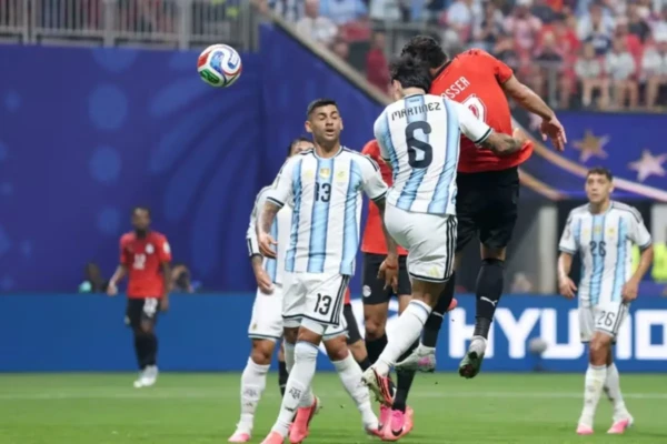 Agora: Egito faz gol na Argentina e Messi perde pênalti (Foto: Fifa)