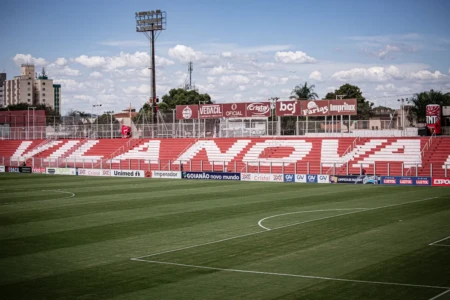 Vila Nova conquista 20 pontos no OBA e lidera a Série B