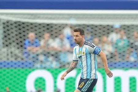 Segundo pênalti perdido coloca Messi em marca inédita na história da Copa