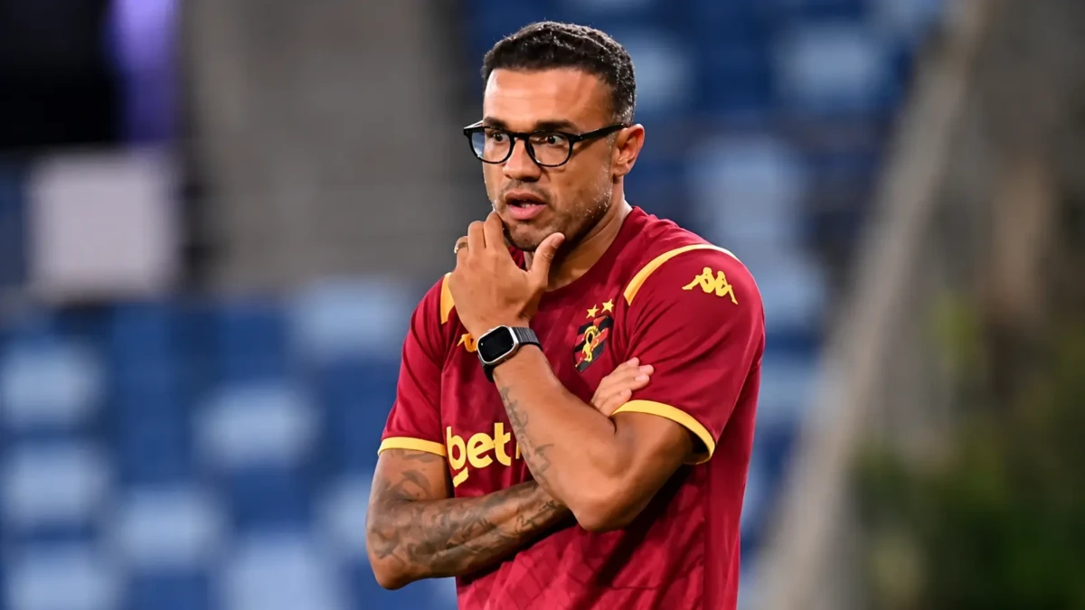Profissional foi campeão estadual pelo Sport (Foto: Divulgação)
