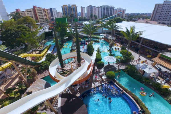 Férias de julho terão programação especial em parques aquáticos de Caldas Novas