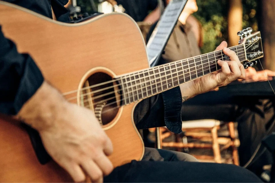 Sertanejo retoma liderança entre as músicas mais ouvidas no Brasil no primeiro semestre de 2026