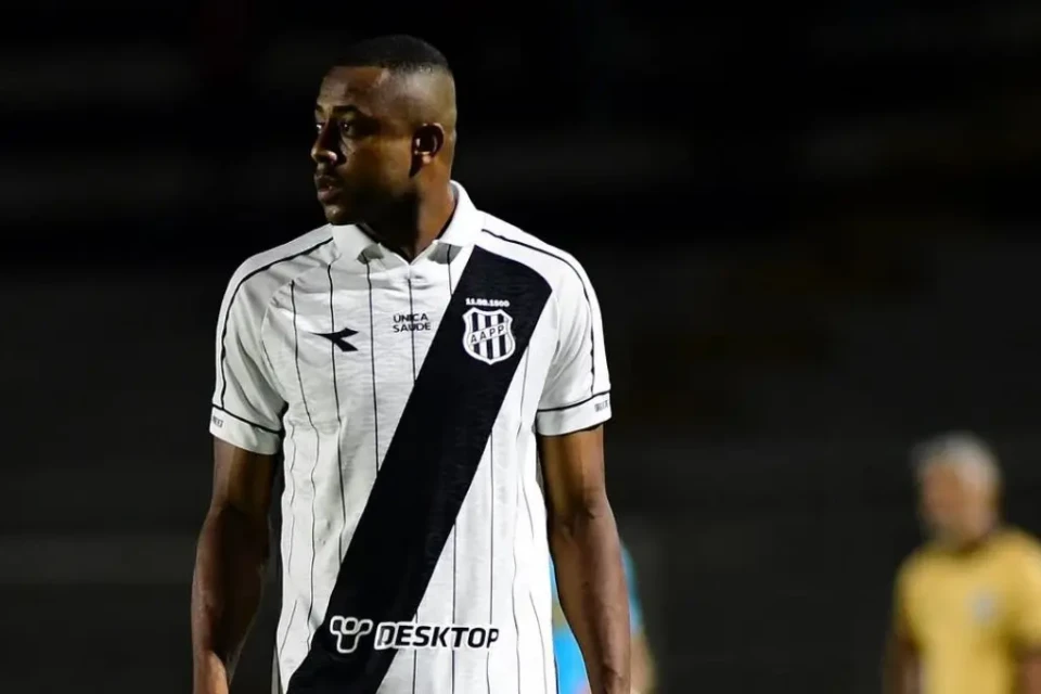 Diego Porfírio, da Ponte Preta (Foto: Divulgação)