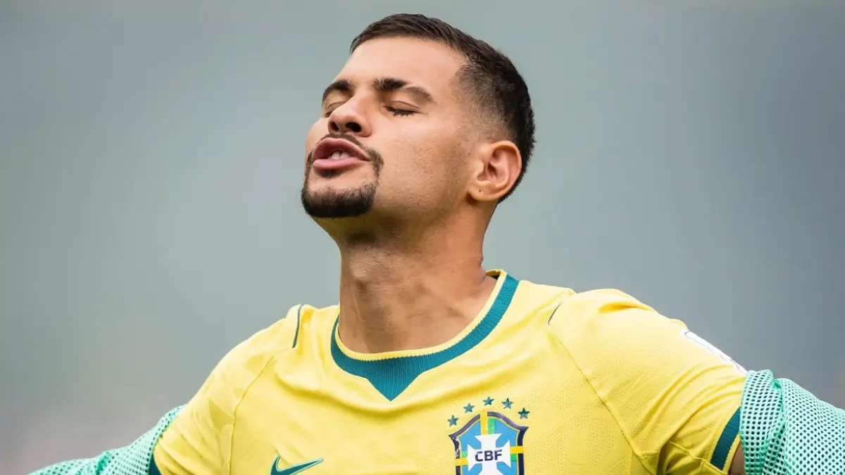 Volante perdeu pênalti no início do duelo contra a Noruega (Foto: Reprodução / Redes Sociais)