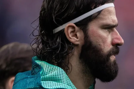Alisson diz que passou por 'muitos questionamentos' após eliminação do Brasil na Copa (Foto: Instagram)