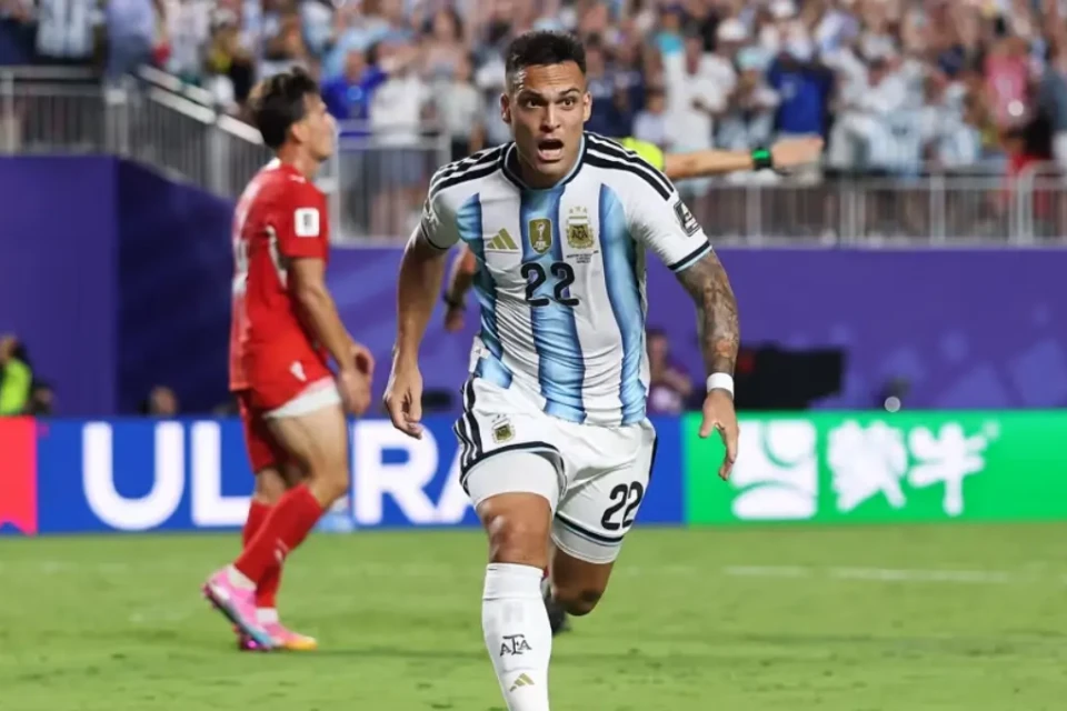 VARgentina: jornal New York Times ironiza falhas de arbitragem na Copa (Foto: Fifa)
