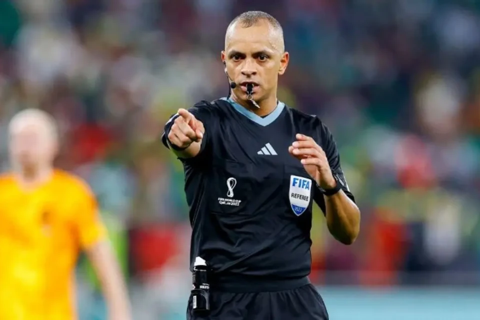 Wilton Sampaio não apita a final da Copa do Mundo