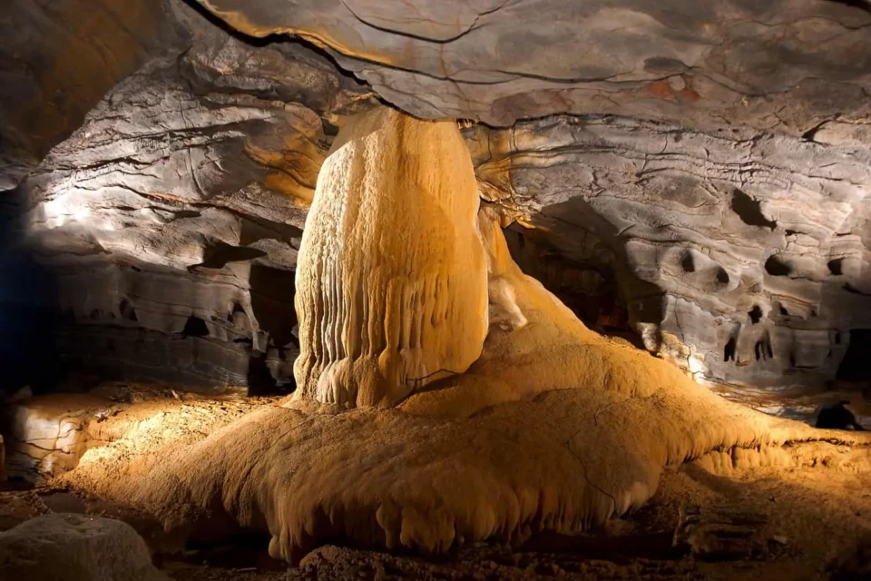 O que fazer em Mambaí (GO)? Veja o melhor do destino de ecoturismo Imagens: descubra cachoeiras, cavernas e trilhas no nordeste de Goiás
