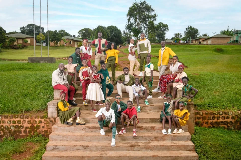 Coral de crianças africanas faz apresentações gratuitas em Goiânia neste fim de semana