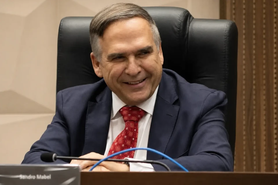 Prefeito Sandro Mabel veta projeto que restringia a participação de atletas trans em competições oficiais realizadas em Goiânia Crédito: Divulgação/Prefeitura de Goiânia