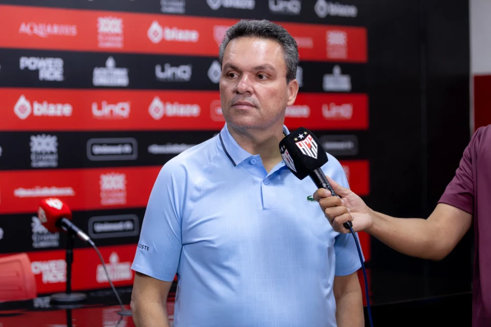 Adson classifica empate com o Athletic-MG como ruim